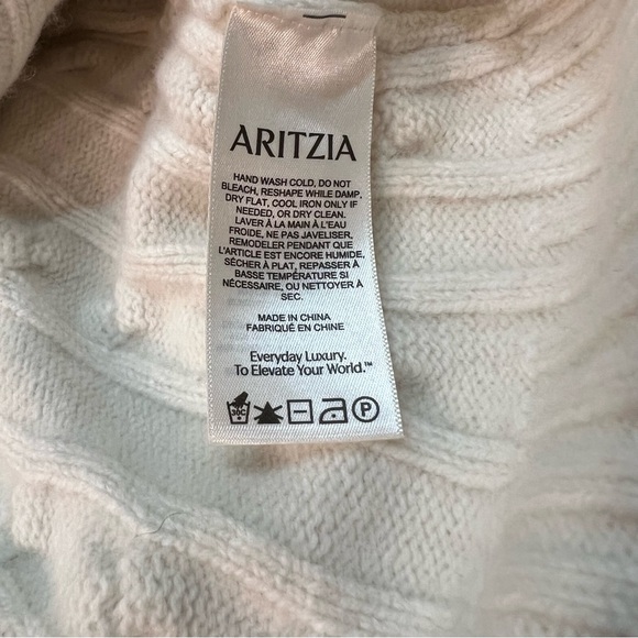 Aritzia Sunday Best Octavia Zip Hoodie Size Small - Picture 7 of 11